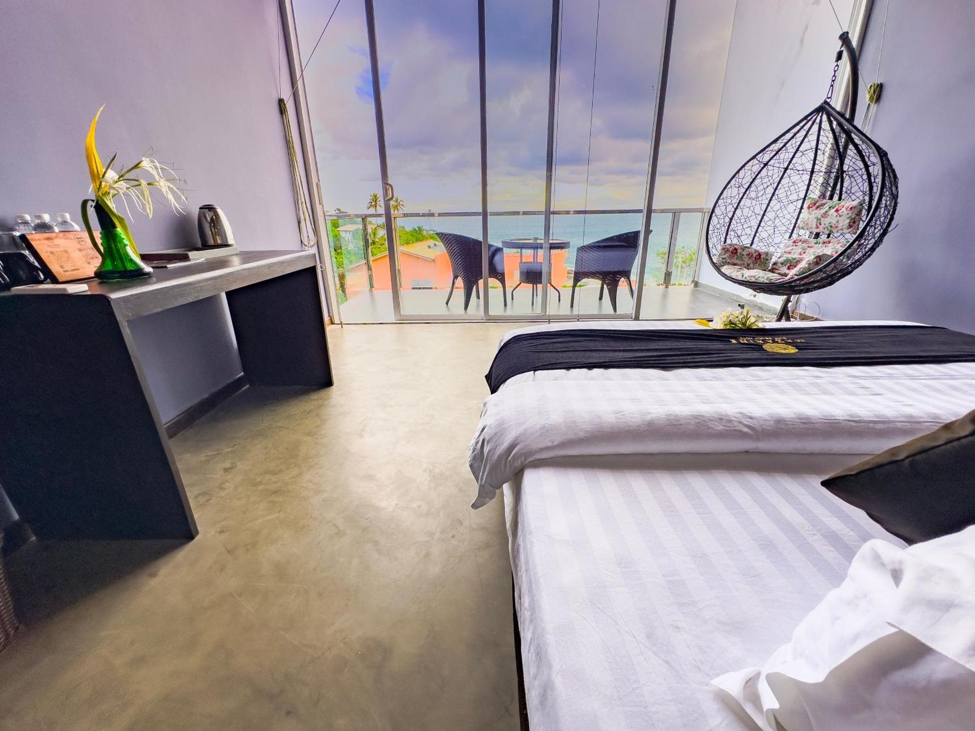 Mazarine Surf Suites Hiriketiya Dikwella Extérieur photo